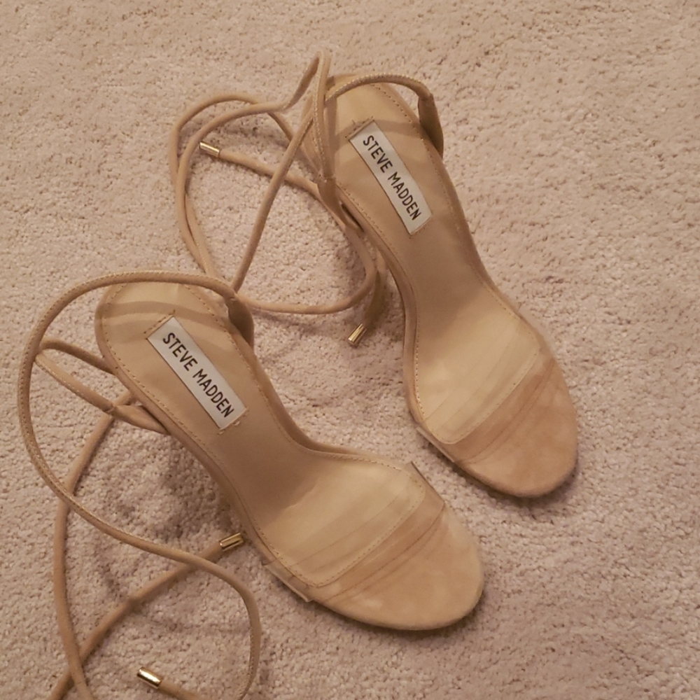 Steve Madden beige sandals worn once